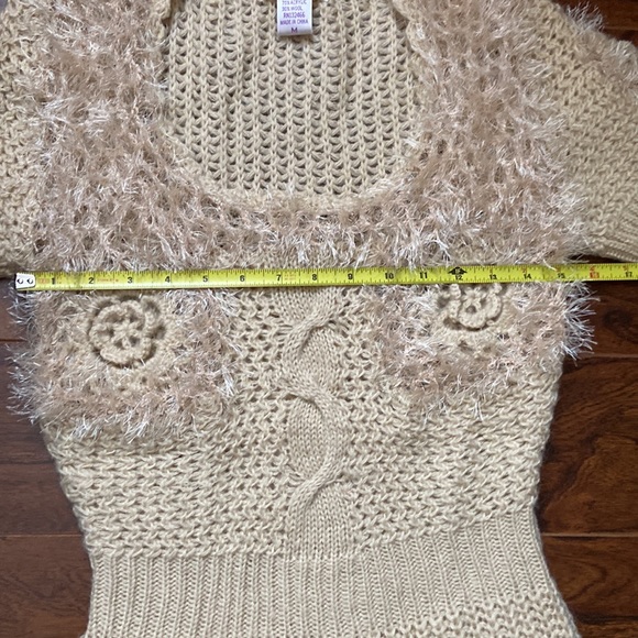 Beige sweater dress in size M - Picture 9 of 12